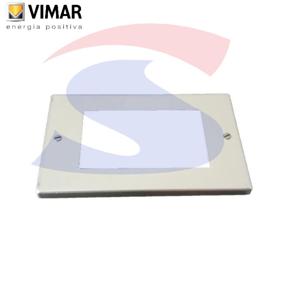 Placca con viti 3 posti color Oro della serie 8000 - VIMAR 08557
