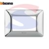 Placca rettangolare 3 posti colore Cromo lucido serie Matix - BTICINO AM4803GCR