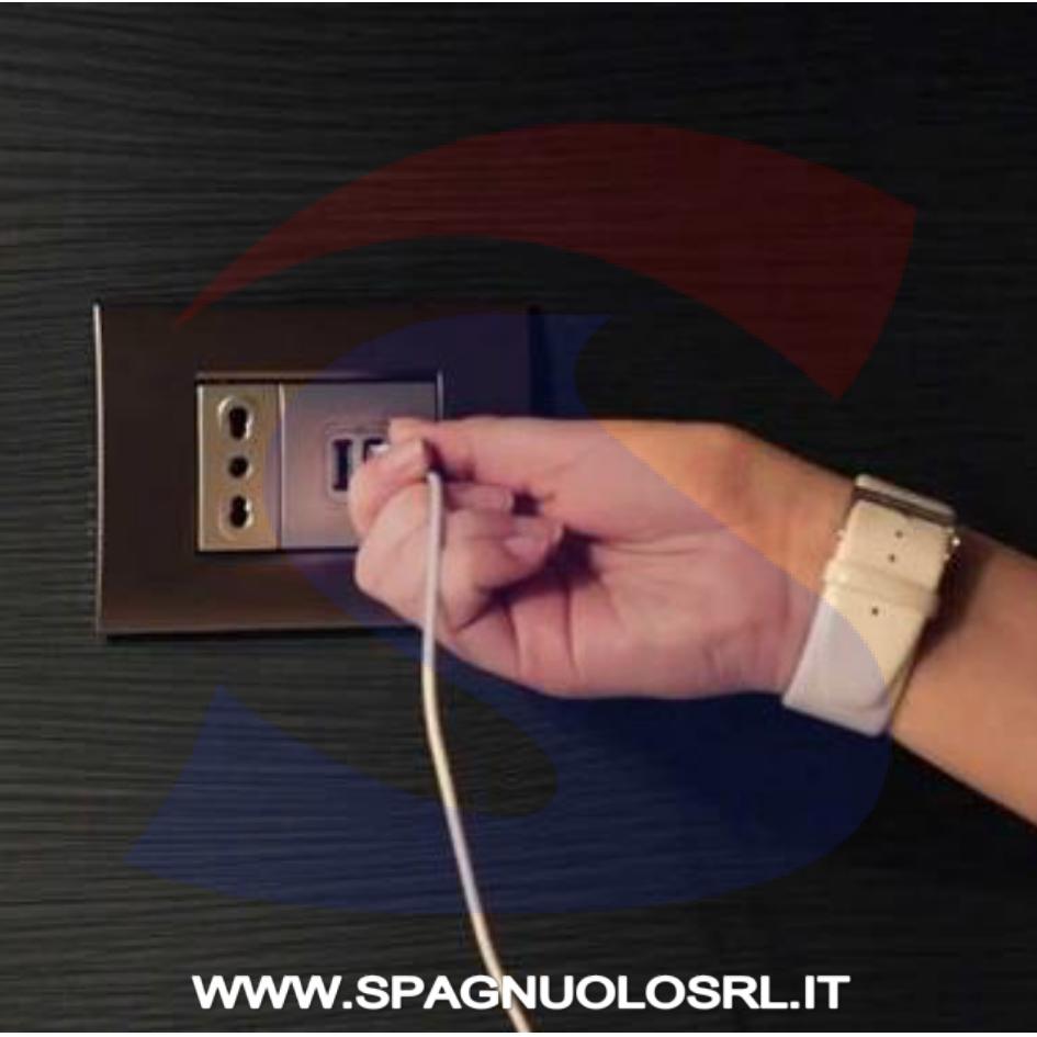 Presa usb da muro Master 2,1 A serie "Mix" - MASTER 21214