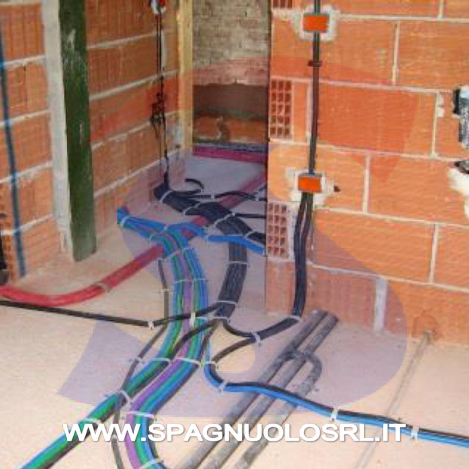 Tubo pieghevole medio Marrone FK15 Ø 32 mm senza tiracavo - GEWISS DX15632
