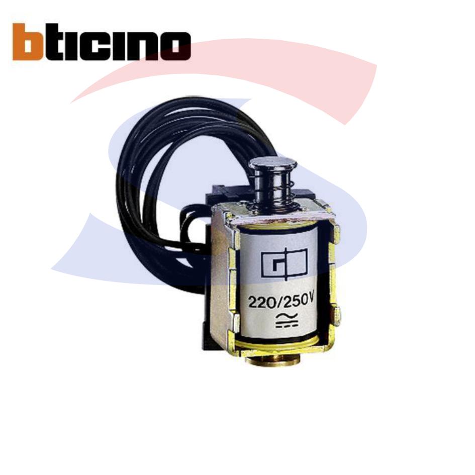 Sganciatore a lancio di corrente con tensione da 230 V - BTICINO M5T/220