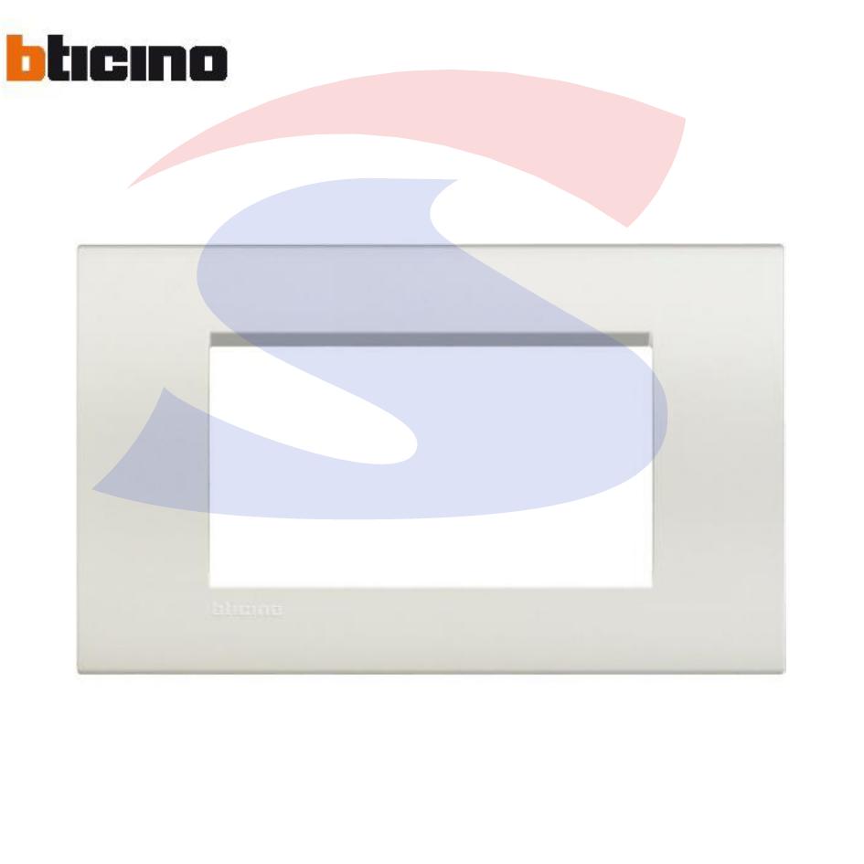 Placca 4 posti colore Bianco serie Livinglight - BTICINO LNA4804BI