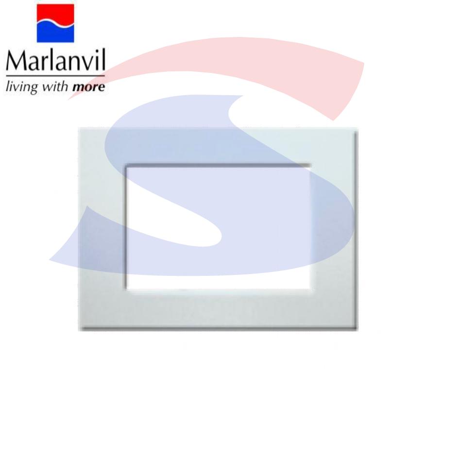 Placca rettangolare 3 posti di colore Avorio RAL9001 - MARLANVIL 7833.T.A