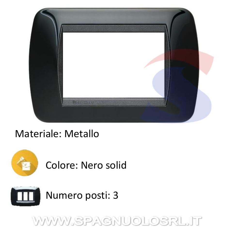 Placca 3 posti colore Nero solid serie LivingInternational - BTICINO L4803NR