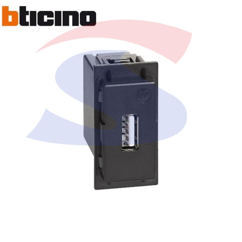Caricatore usb tipo A serie Living Now 1,1 A 5 V - BTICINO K4285C1