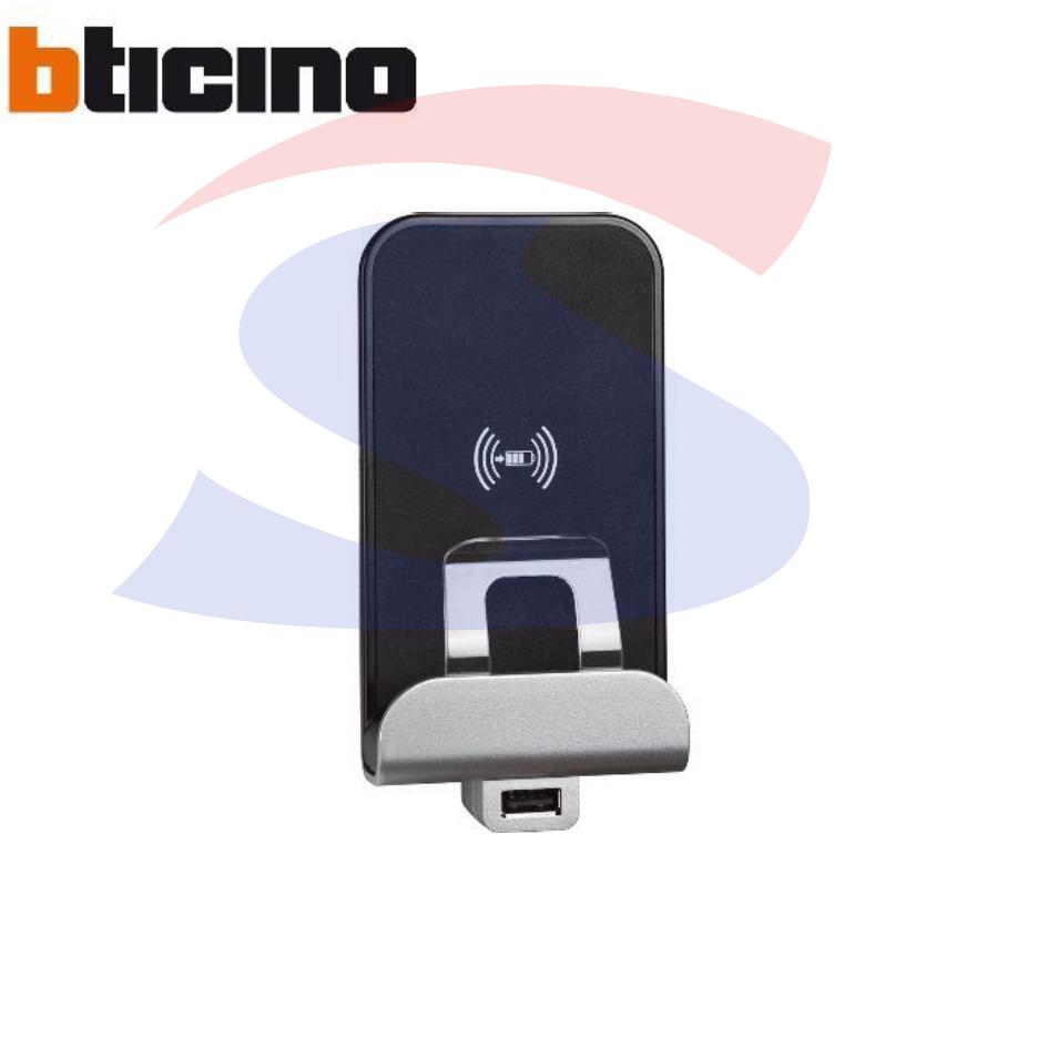 Caricatore ad induzione e usb serie Living Now 2,4 A 5 V - BTICINO KW4286CW2